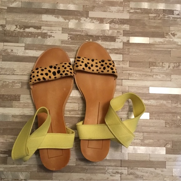 DOLCE VITA Ankle Strap Sandals - Picture 3 of 7